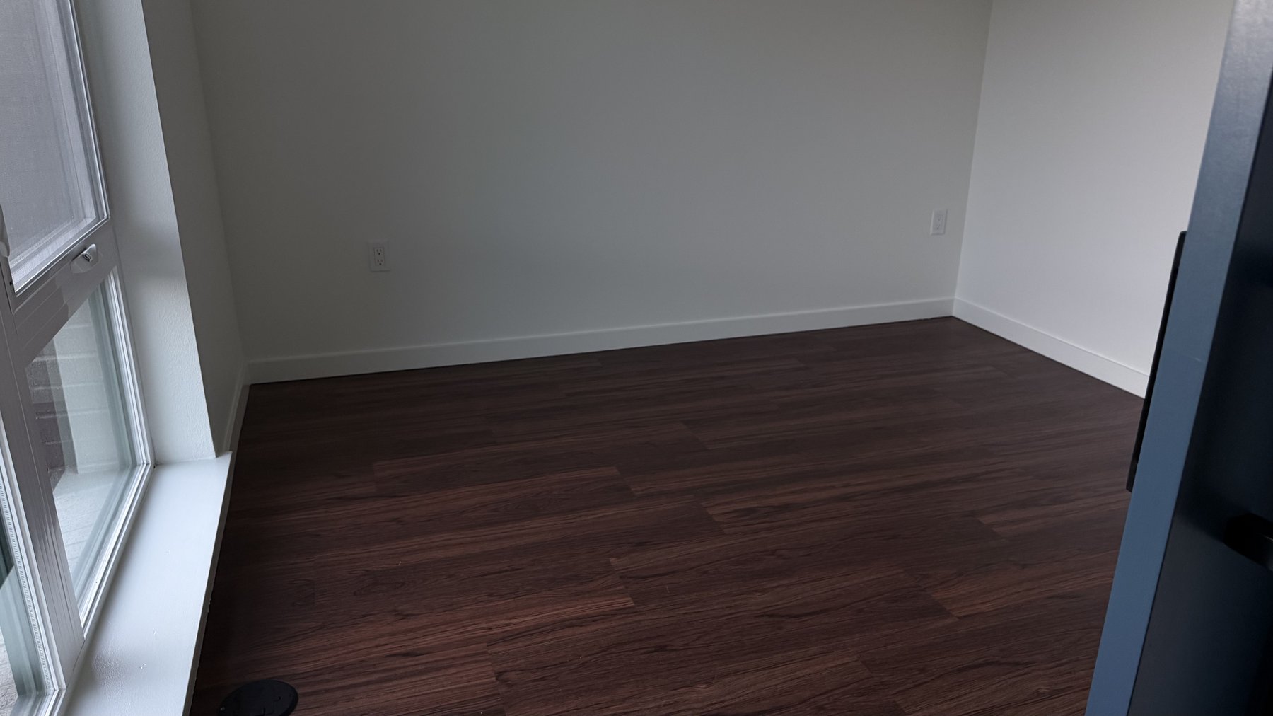 Empty bedroom before styling